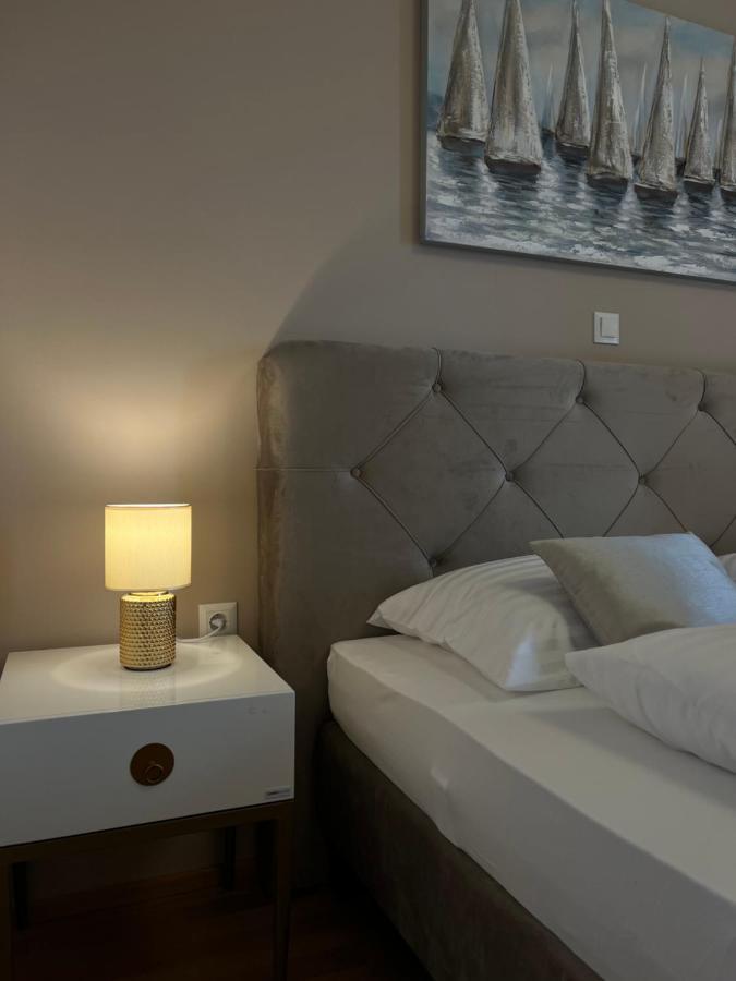 Apartman Yacht 메덜린 외부 사진