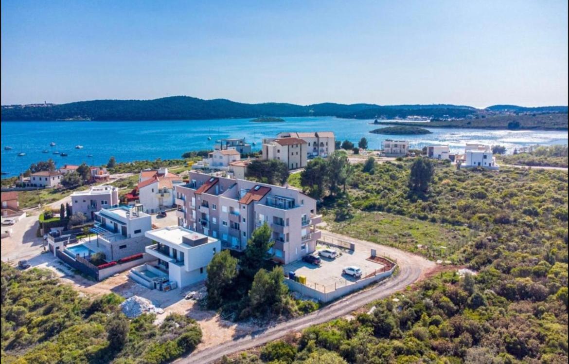 Apartman Yacht 메덜린 외부 사진